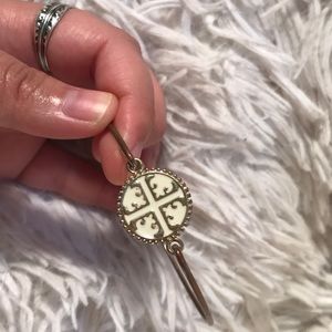 Tory burch logo bracelet